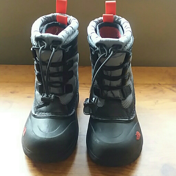 boys north face boots